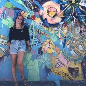 Meet your Posher, Olivia